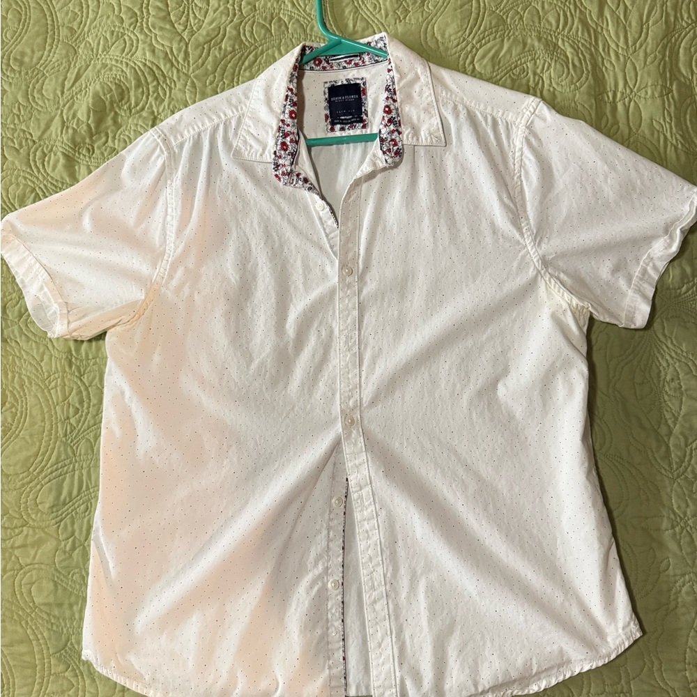 Denim & Flower White Casual Button Down Shirt with Lightweight Texture